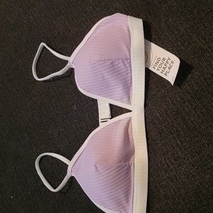 Gilly Hicks bra. Small